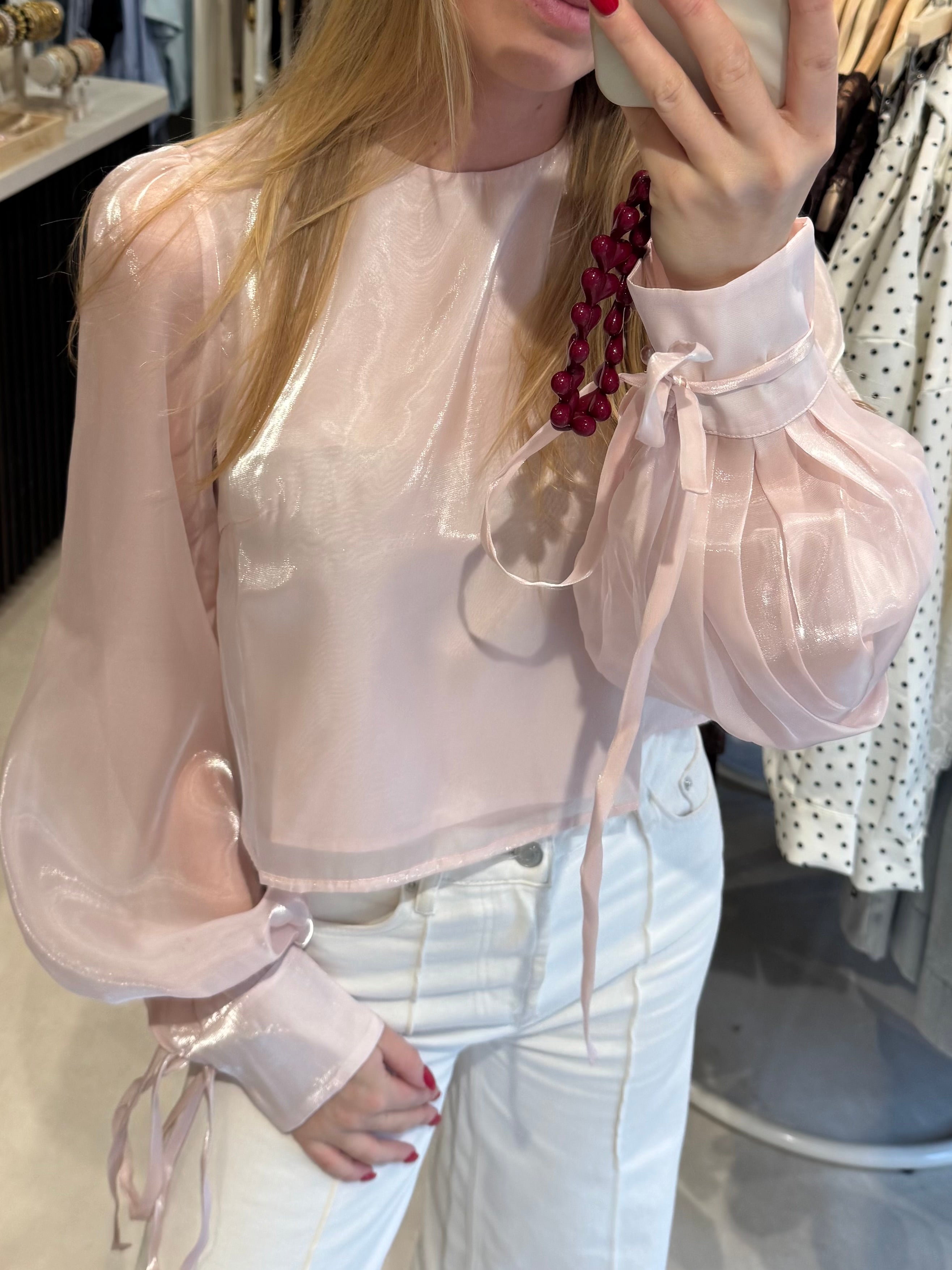 Glanzende top met parels - Lichtroze