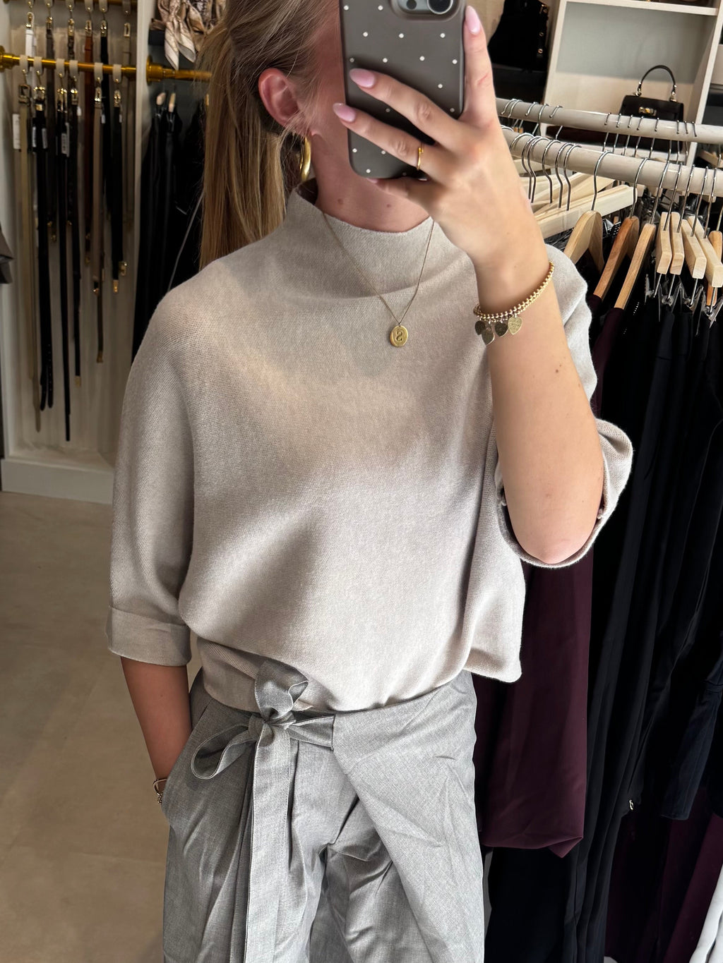Truitje met col - Beige