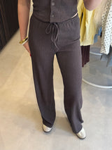 Wijde broek met structuur - Bruin