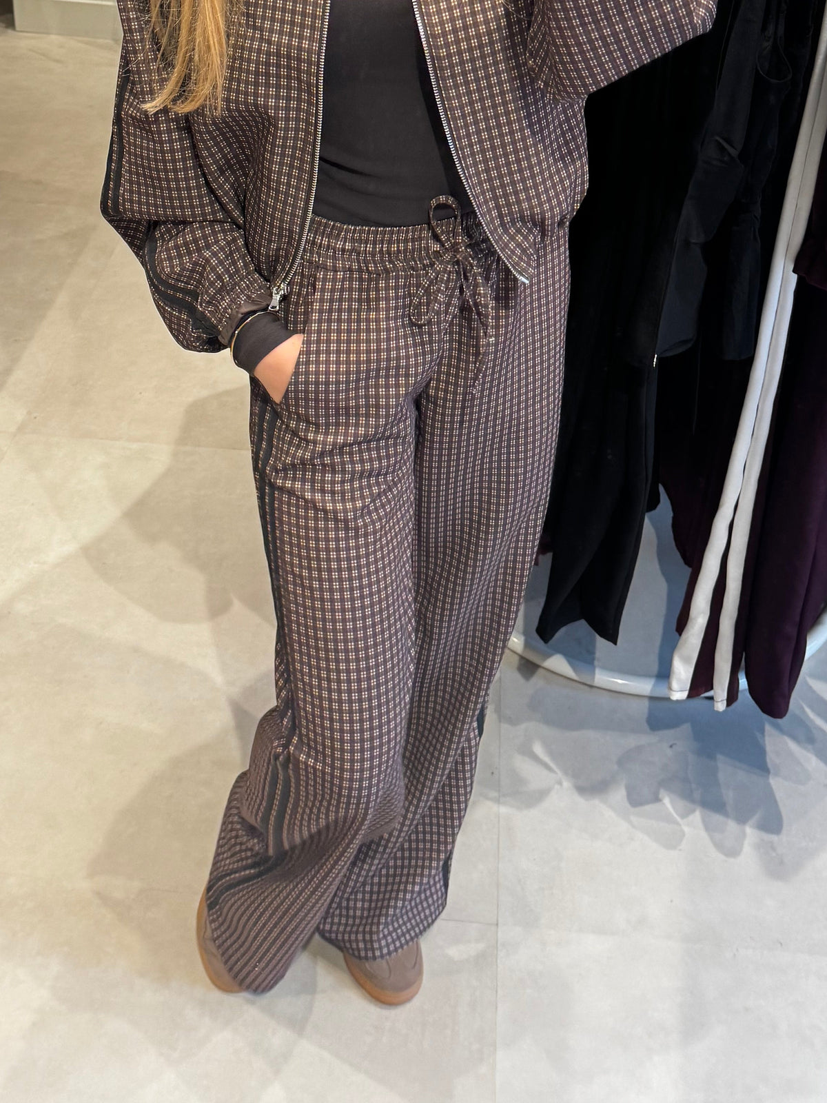 Geruite broek met streep - Bruin