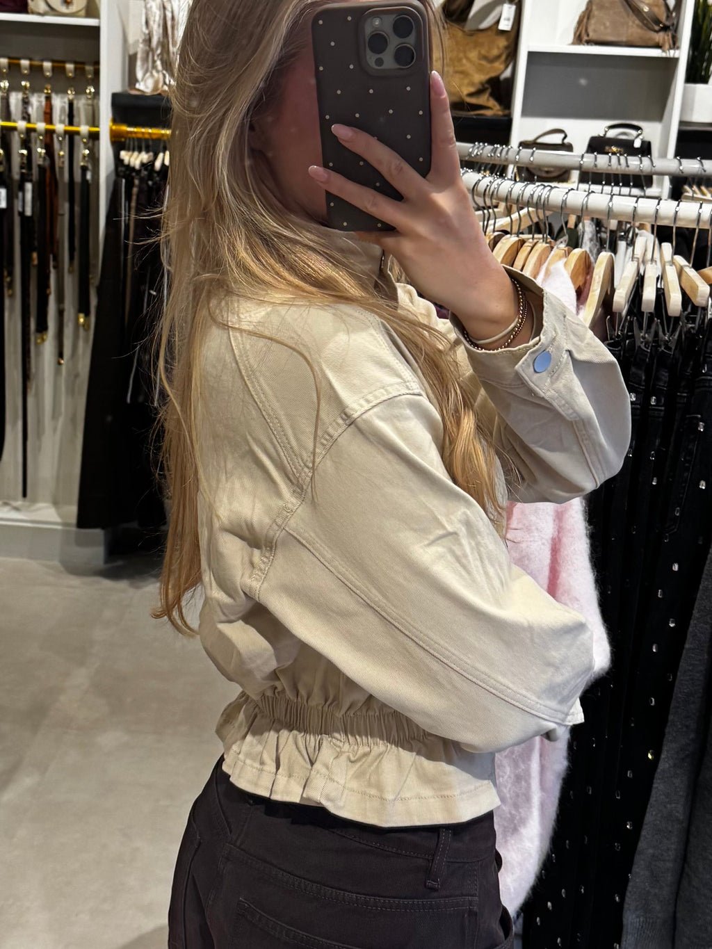 Getailleerde denim jack - Beige