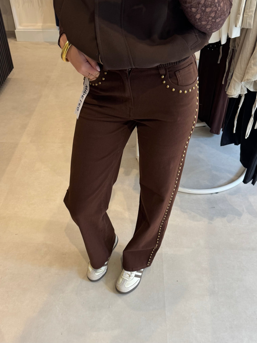 Jeans met studs - Donkerbruin